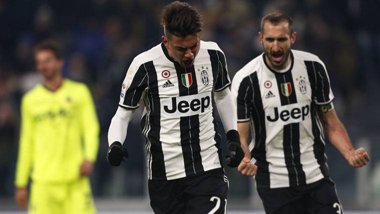 Paulo Dybala, celebrando un gol con la Juventus de Turín