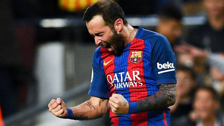 Aleix Vidal, celebrating a marked goal with the FC Barcelona