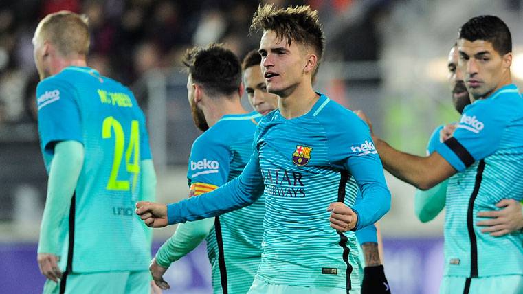 Denis Suárez, celebrando el gol con el FC Barcelona