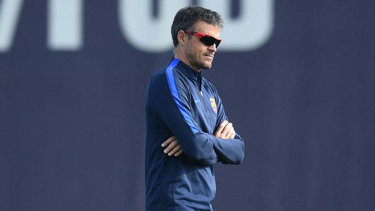 Luis Enrique, durante un entrenamiento con el FC Barcelona
