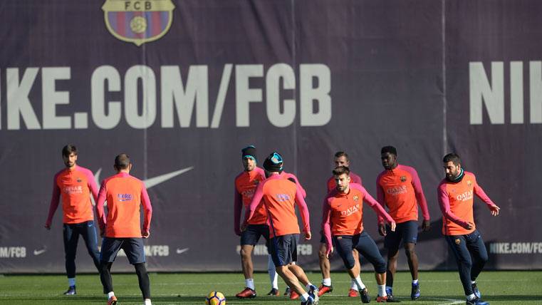 The FC Barcelona, training in the Ciutat Esportiva