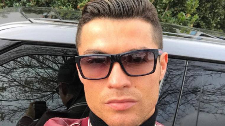 Cristiano Ronaldo, indifferent in front of the informations of the press