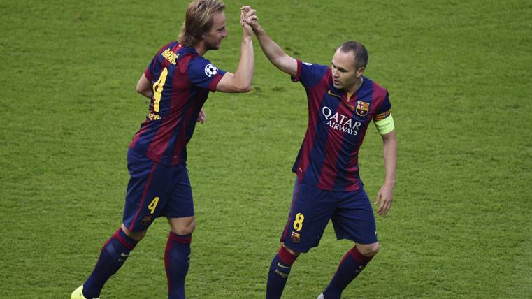 Andrés Iniesta and Rakitic, during the final of Berlin against the Juventus