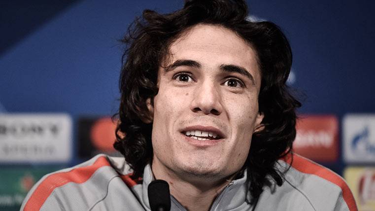 Edison Cavani, en la rueda de prensa previa al PSG-Barça