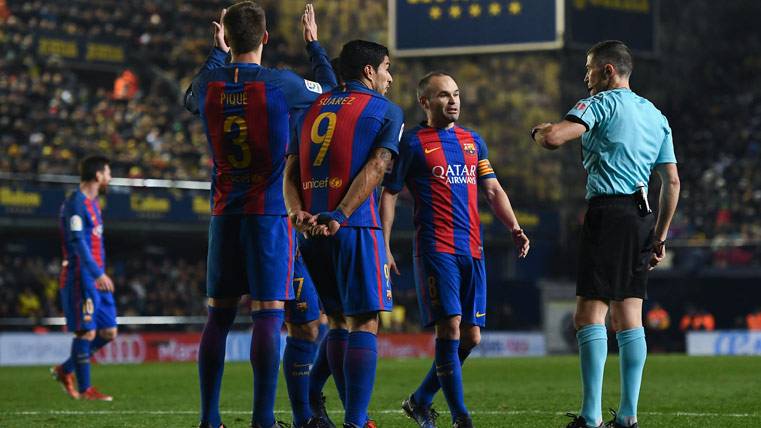 Iglesias Villanueva, durante el Villarreal-Barça de Liga Santander