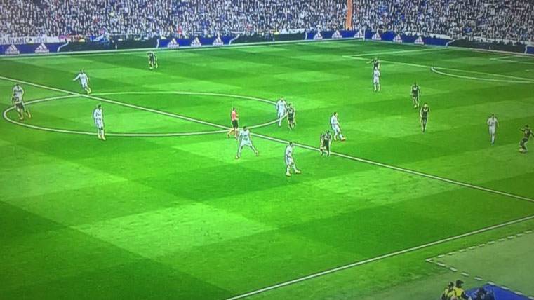 Offside very just of Gerard Moreno against the Real Madrid