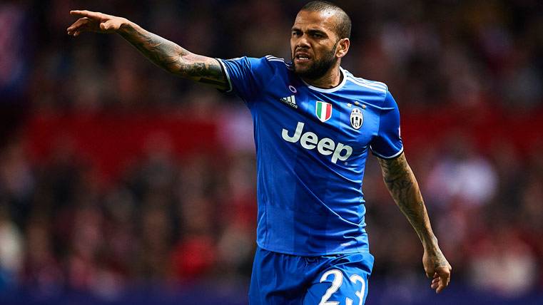 Dani Alves, during a party with the Juventus of Turín