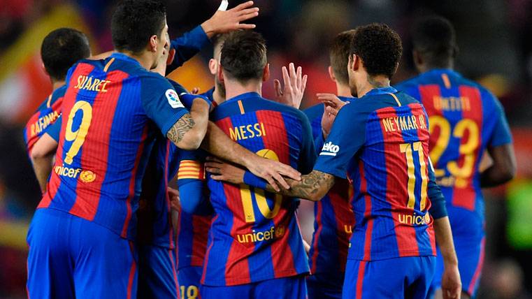 The FC Barcelona, celebrating a goal this course