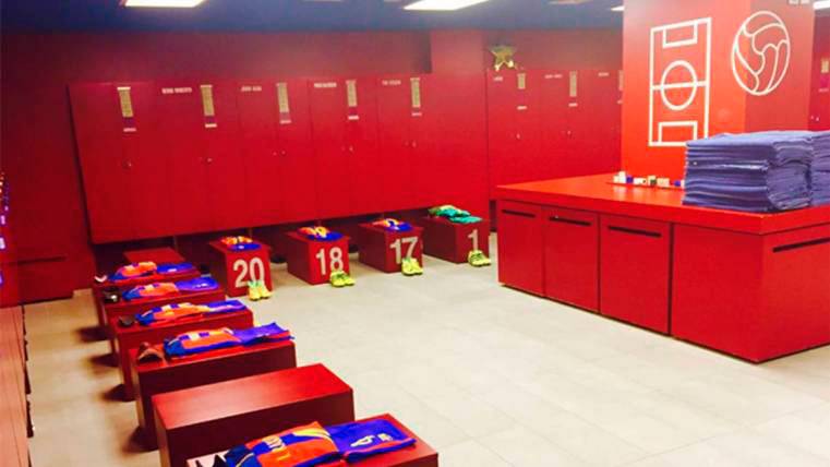 The changing room of the FC Barcelona, just before a party