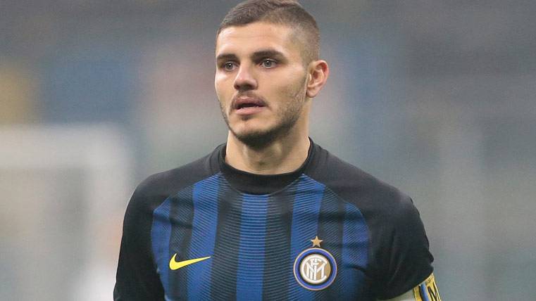 Mauro Icardi, during a party with the Inter of Milan