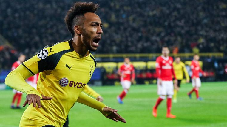 Aubameyang, vital para la clasificación del Dortmund a cuartos de Champions