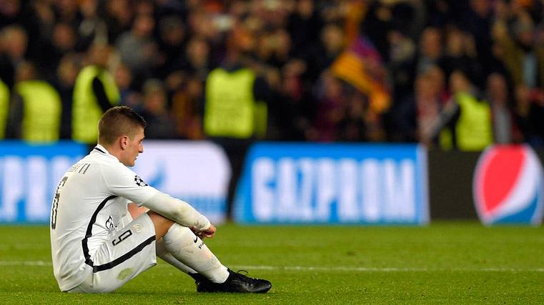 Marco Verratti, just after falling deleted in Champions League