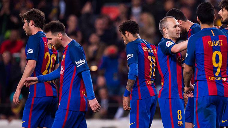 Los jugones del Barça disfrutan con el 3-4-3