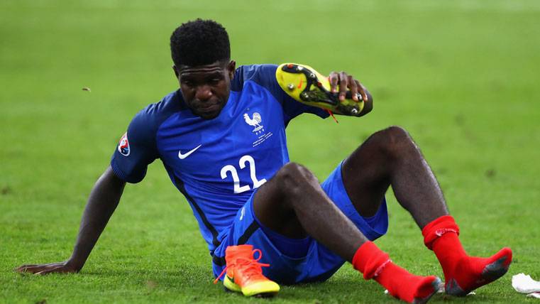 Samuel Umtiti, after lesionarse with the selection of France