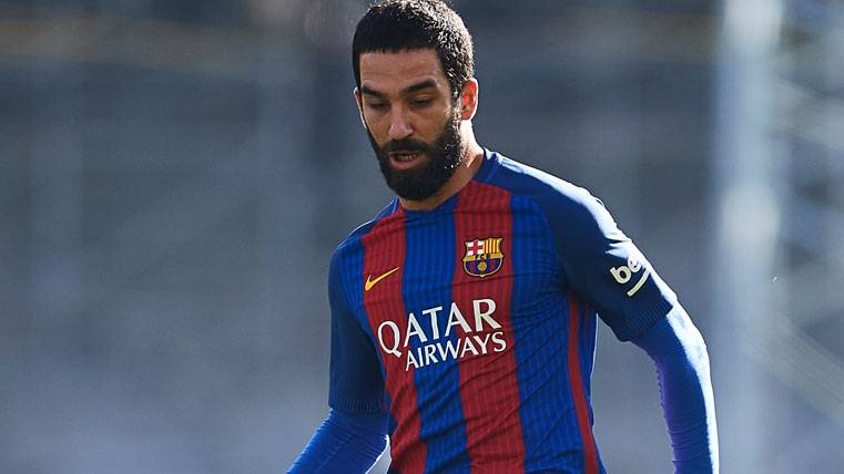 Burn Turan, during a party with the FC Barcelona