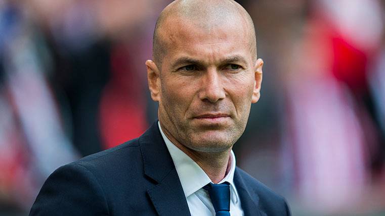 Zinedine Zidane, en el Athletic Club-Real Madrid