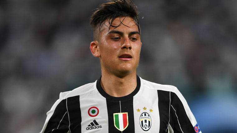 Paulo Dybala, during the party against the FC Barcelona
