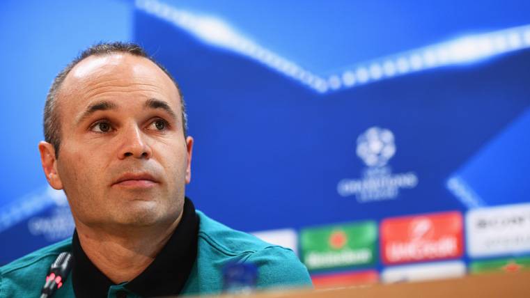 Andrés Iniesta, in press conference with the FC Barcelona