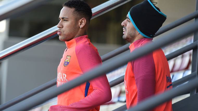 Neymar Jr, saliendo a entrenar con el FC Barcelona