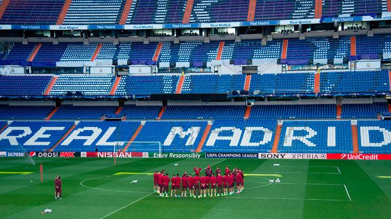 The Athletic of Madrid, training in Santiago Bernabéu