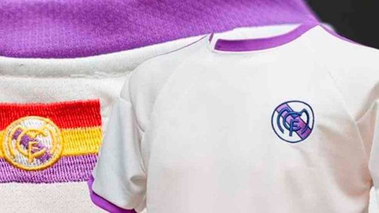 The T-shirt of the Real Madrid will be republican