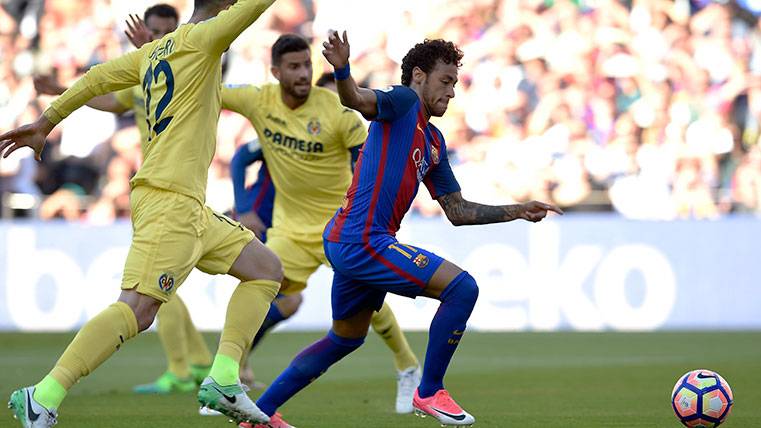 Neymar Júnior, just before annotating his goal to the Villarreal