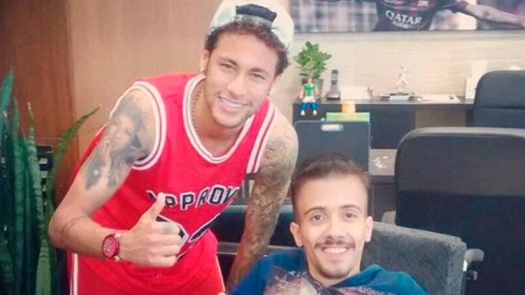 Neymar junto a Rafael Luis, cumpliendo su sueño