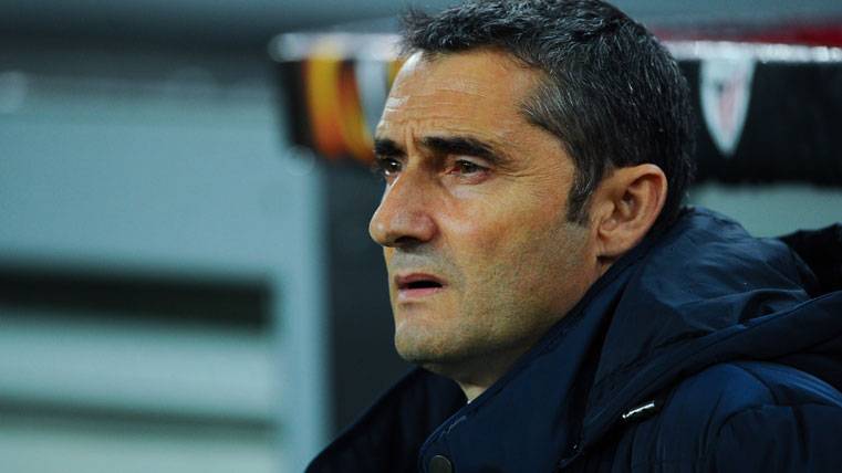 Ernesto Valverde, during a party of the Athletic of Bilbao