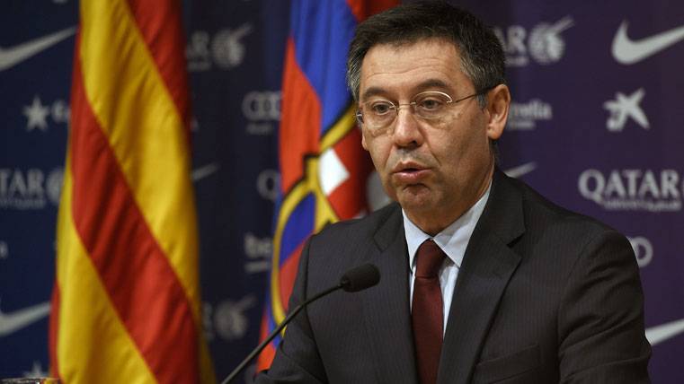 Josep Maria Bartomeu, en la sala de prensa Ricard Maxenchs