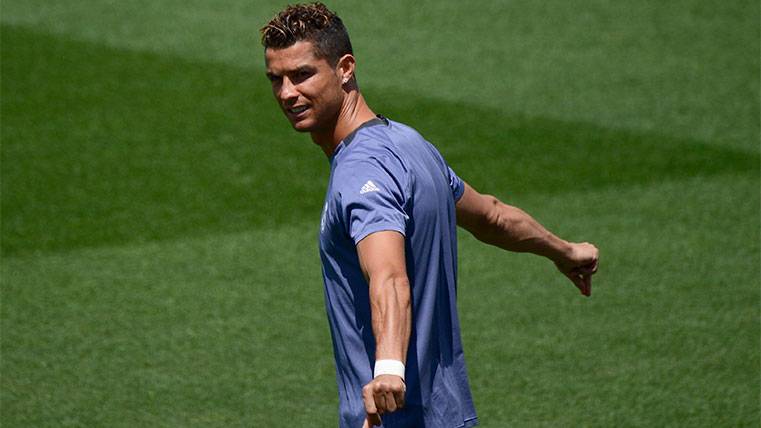 Cristiano Ronaldo en un entrenamiento con el Real Madrid