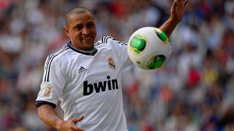 Roberto Carlos, acusado de doparse cuando era jugador del Real Madrid