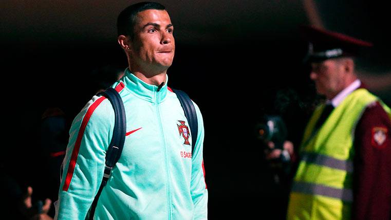 Cristiano Ronaldo, in a trip with Portugal