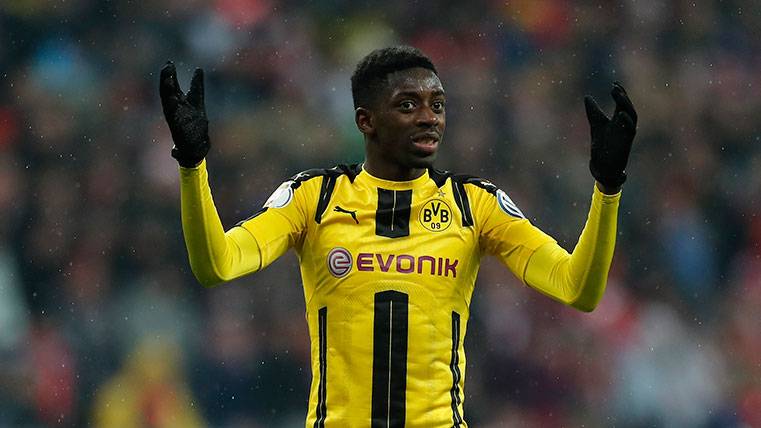 Ousmane Dembélé en un partido con el Borussia Dortmund en la Bundesliga