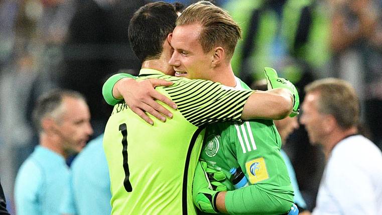 Ter Stegen And Claudio Bravo, greeting after the final of the Confederations