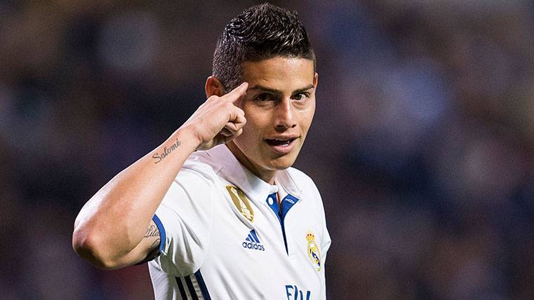 James Rodríguez in a party of LaLiga with the Real Madrid
