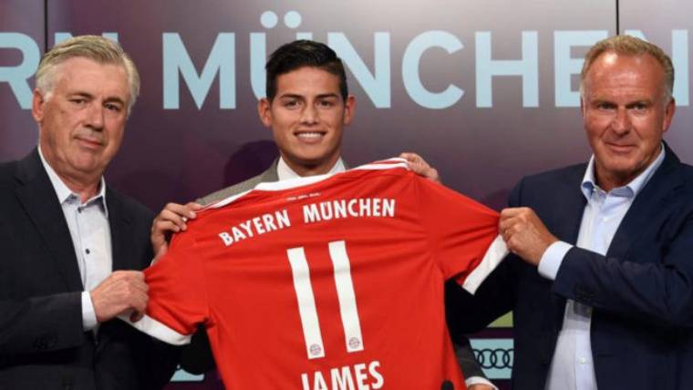 James, en su presentación con el Bayern