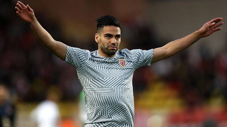 Radamel Falcao In a party of Champions with the Monaco