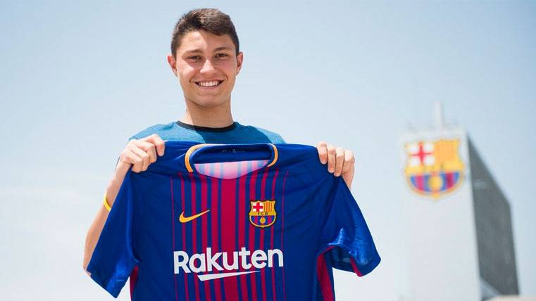 Jorge Cuenca in his presentation with the Barça B