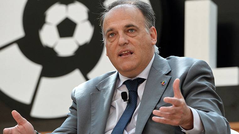 Javier Thebes, president of LaLiga, in a conference in Singapore