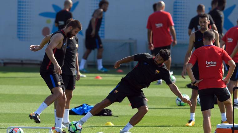 Gerard Hammered, during a training in United States with the Barça