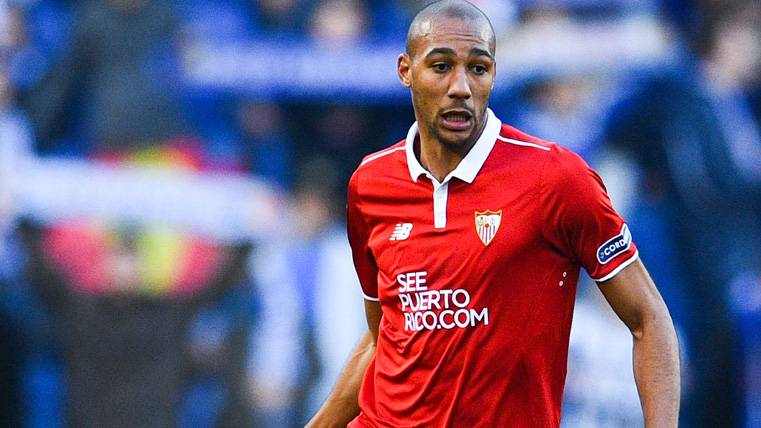 Steven N'Zonzi, during a party with the Seville FC