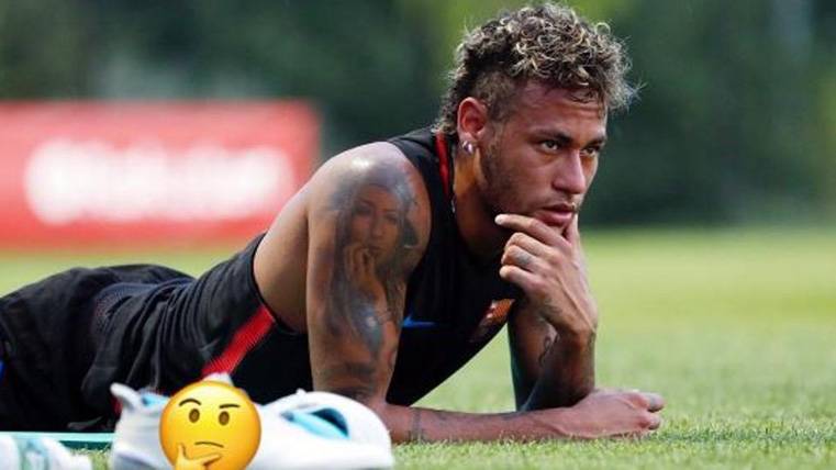 Neymar Jr, thoughtful after a session of training with the Barça
