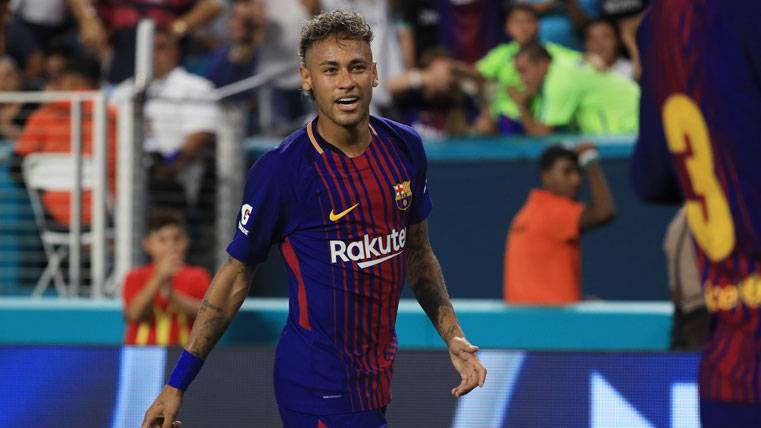 Neymar Jr, celebrando un gol marcado con el FC Barcelona