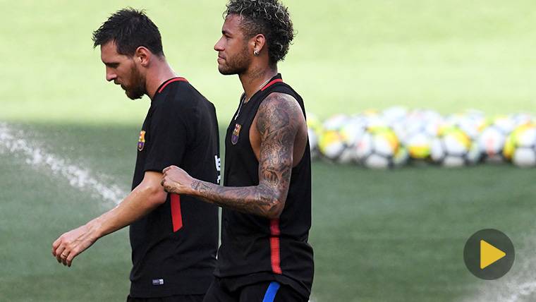 Messi y Neymar, juntos en un entreno