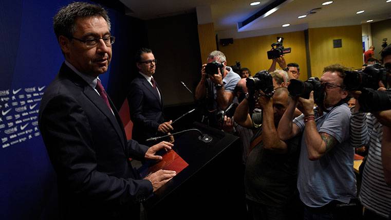 Josep Maria Bartomeu in an act of the FC Barcelona