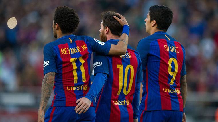 Messi, Suárez and Neymar, during a party of this past season