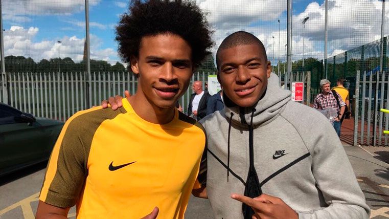 Kylian Mbappé Poses with Leroy Sané in a visit to Macnhester