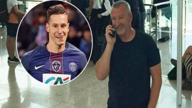 The agent of Draxler in the Airport of Barcelona