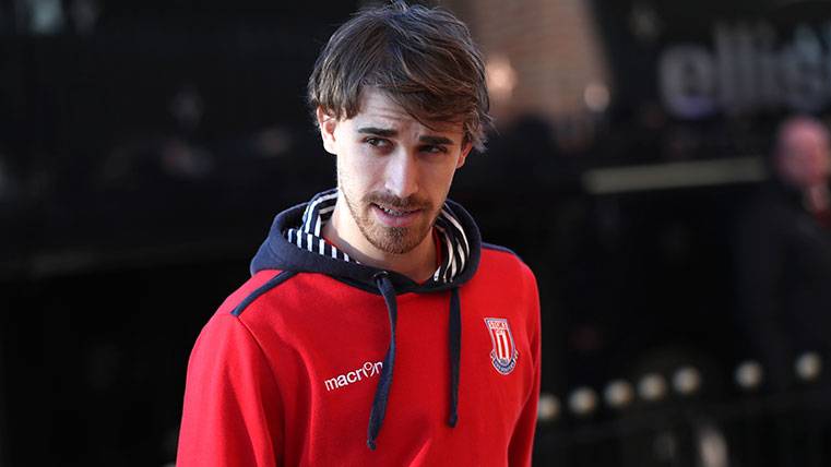 Marc Muniesa in the previous minutes to a party with the Stoke City