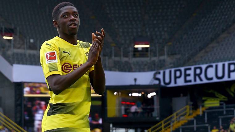 Ousmane Dembélé, antes de un partido con el Borussia Dortmund